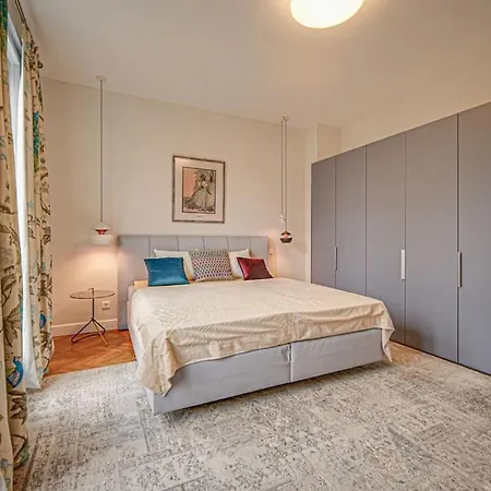 Executive Free Private Parking & Remote Office